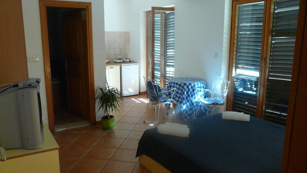Guest House Zivkovic Sveti Stefan Habitación foto
